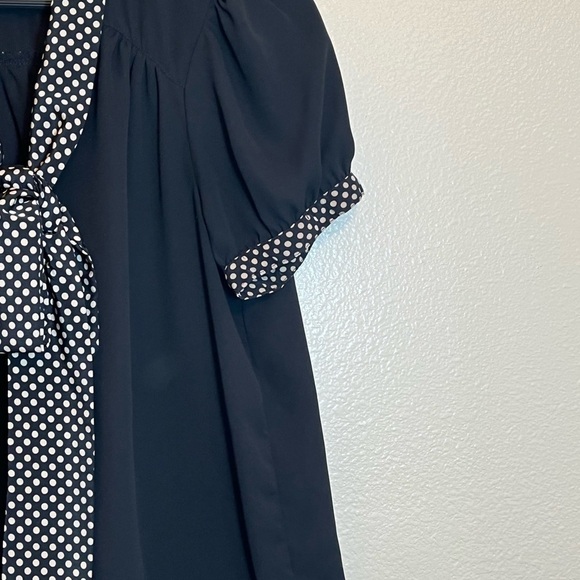 *3/$15* XXI Forever 21 Black Short Sleeve Blouse - Picture 3 of 12